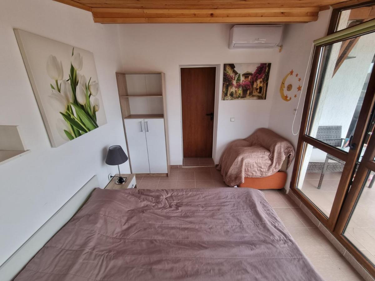 Apartments Primorsko Ngoại thất bức ảnh